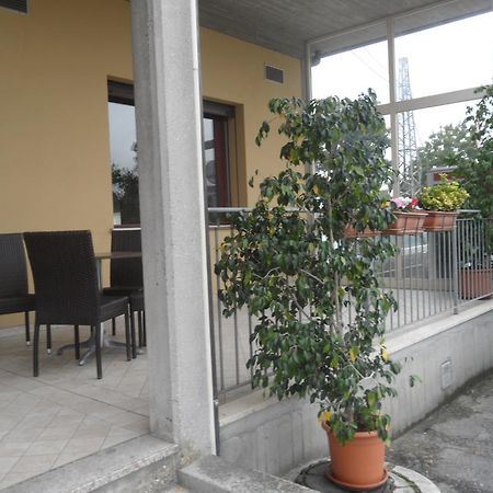 Autostop Duardi Hotel Бертиноро Екстериор снимка